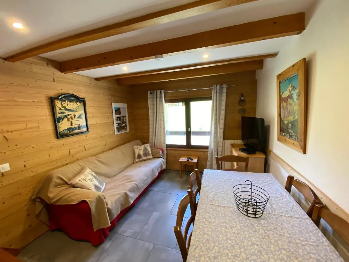 L Alpin Bel Appartement Avec Terrasse Dans Vieille Ferme De Montagne Renovee Les Orres