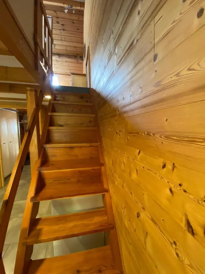 L Alpin Bel Appartement Avec Terrasse Dans Vieille Ferme De Montagne Renovee Les Orres