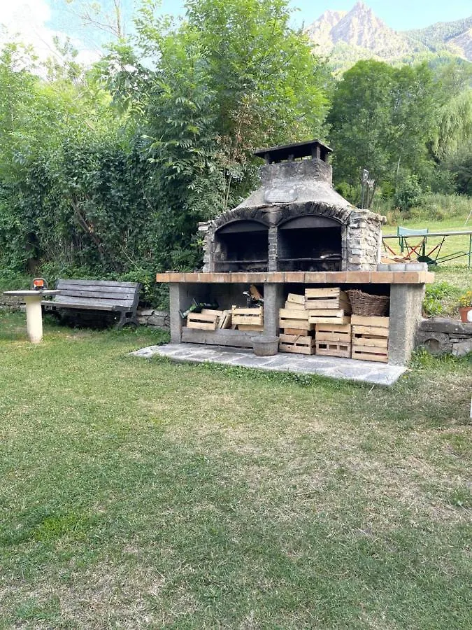 L Alpin Bel Appartement Avec Terrasse Dans Vieille Ferme De Montagne Renovee Les Orres Lejlighed